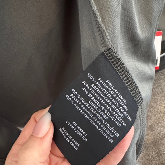 Hooded Softshell Jacket - Picture 4 of 7